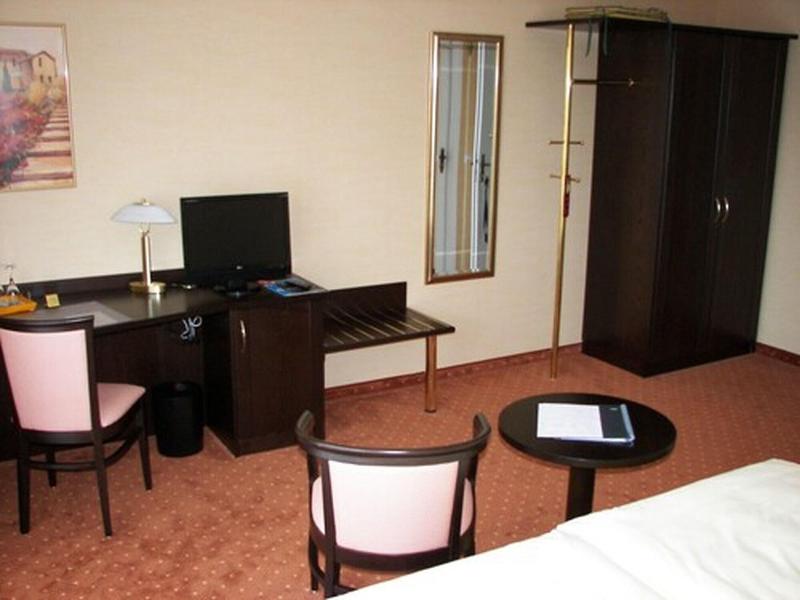 Hotel Bootshaus image