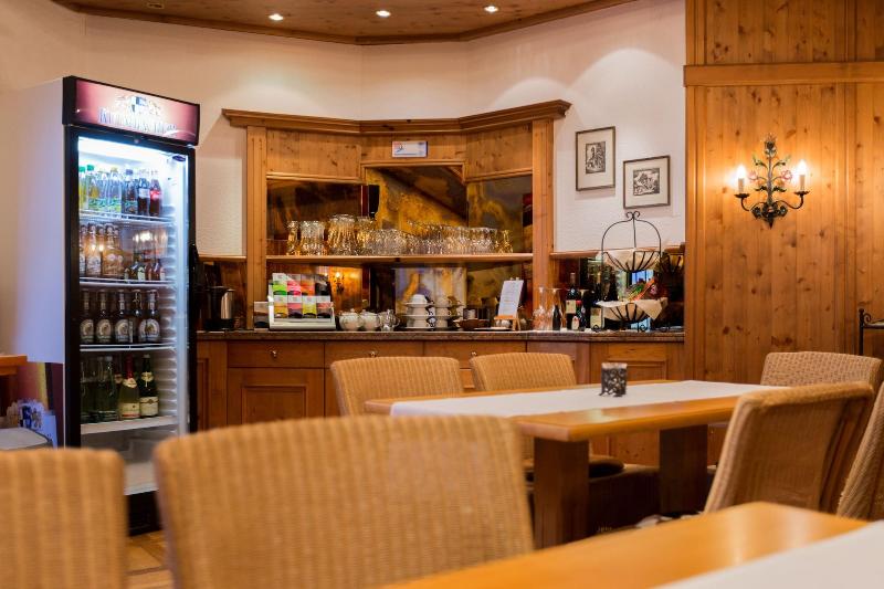 Hotel Frankischer Hof GmbH image