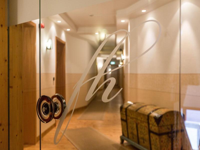 Hotel Frankischer Hof GmbH image
