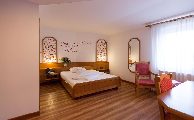 Hotel Frankischer Hof GmbH image