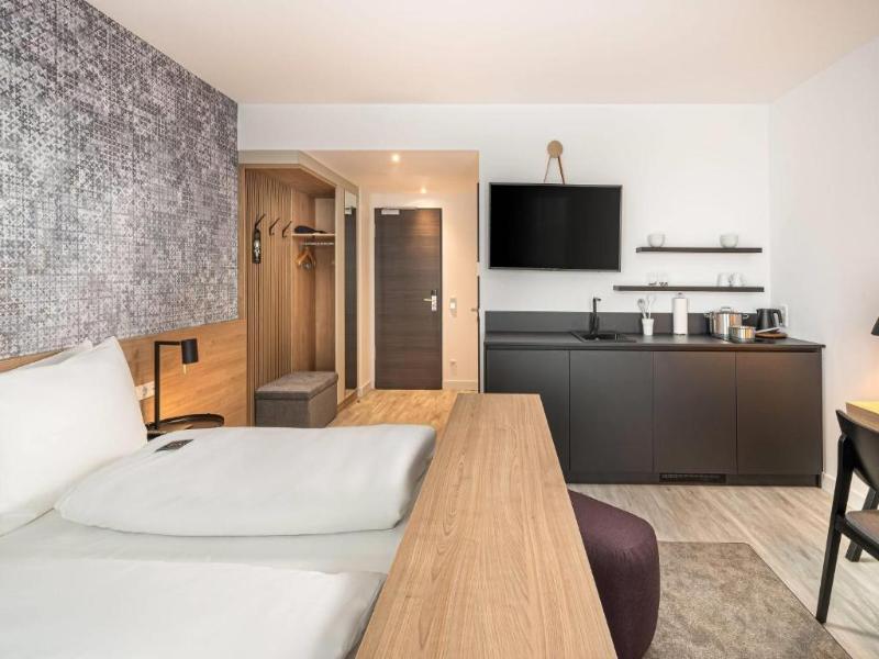 elaya hotel augsburg, Trademark by Wyndham image