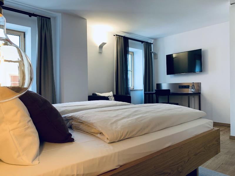 Stadthotel Kachelofen image