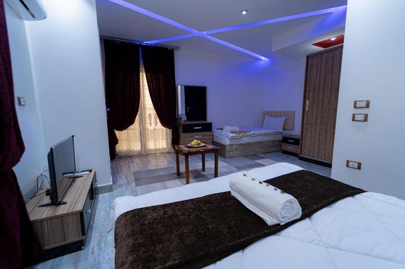 Gardenia Pyramids Hostel image
