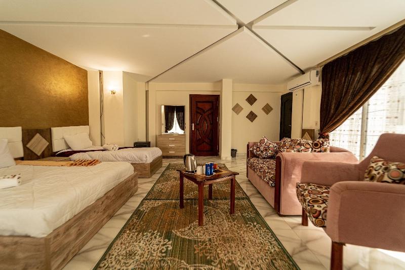 Gardenia Pyramids Hostel image