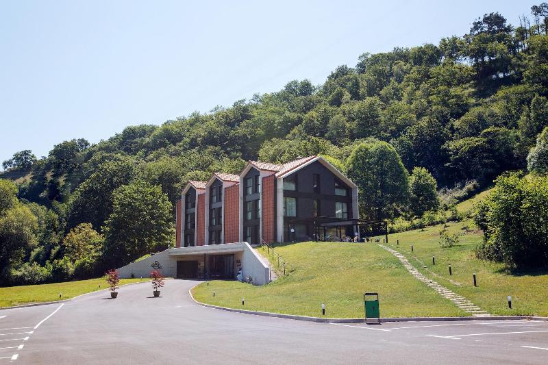 Hotel Ecos del Sella — general view