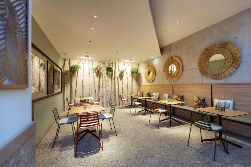 Hotel Ecos del Sella image