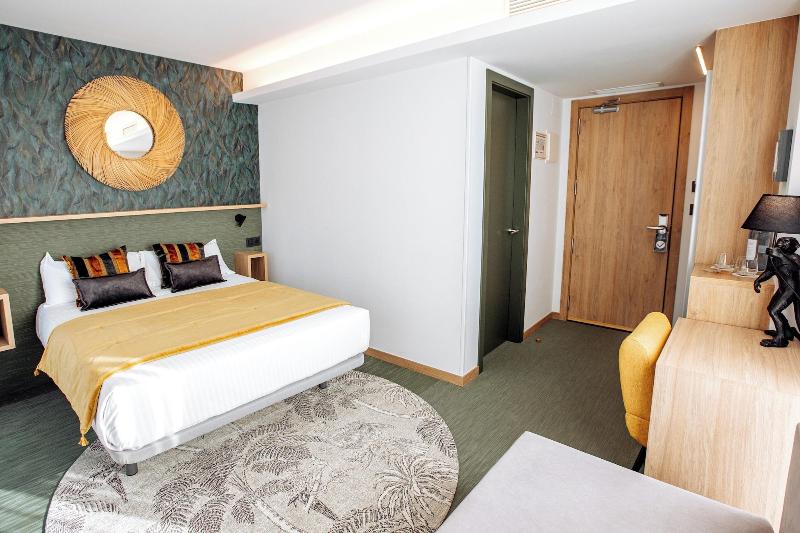 Hotel Ecos del Sella image