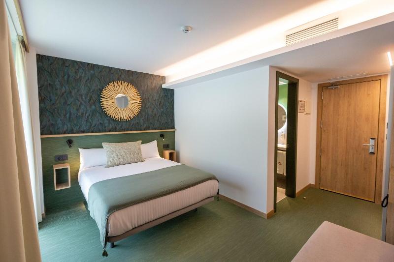 Hotel Ecos del Sella image