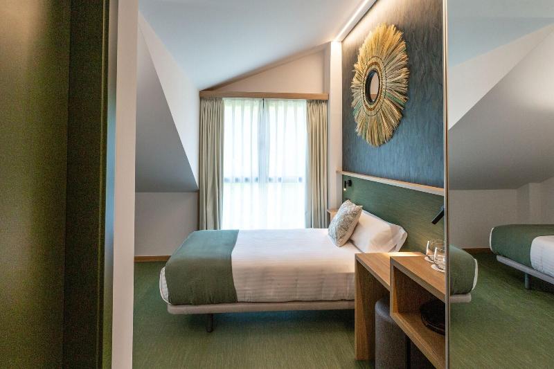 Hotel Ecos del Sella image