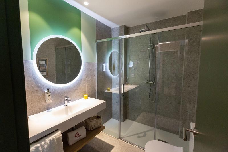 Hotel Ecos del Sella image