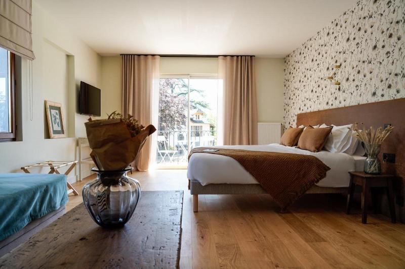 Hotel Le Mouton Bleu image
