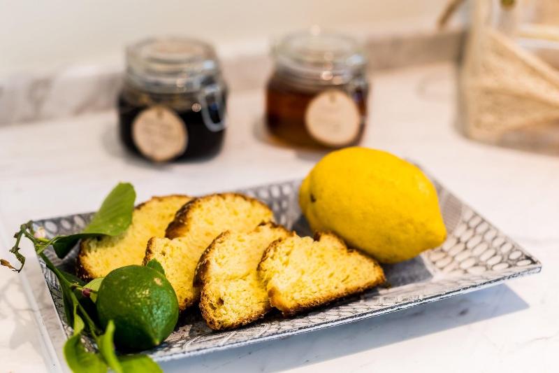 Lemon Tree House image