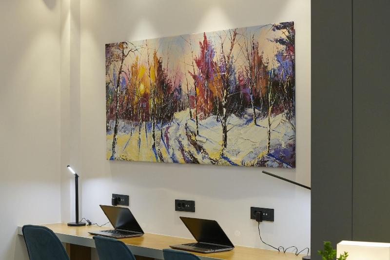 Meni Hotel image