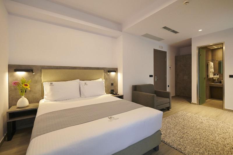 Meni Hotel image