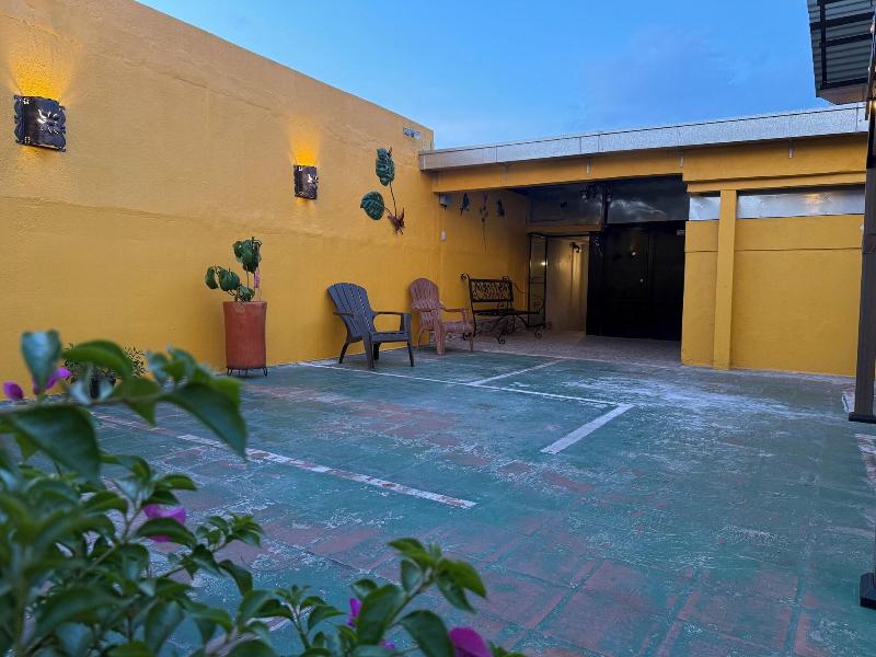 Hotel Metropolitano image