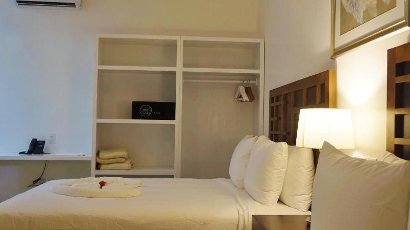 La Placita Inn image