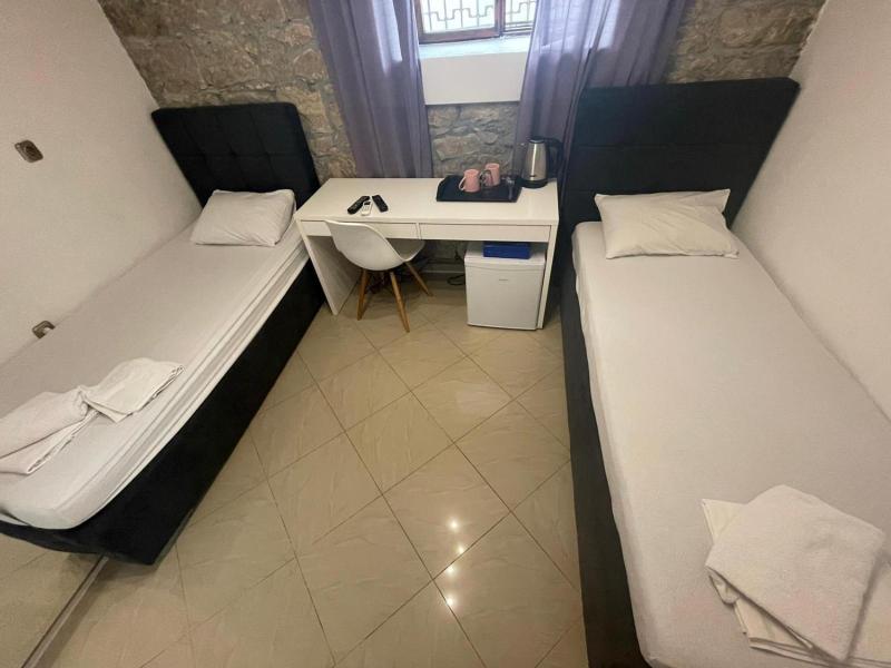 Rooms Pama image