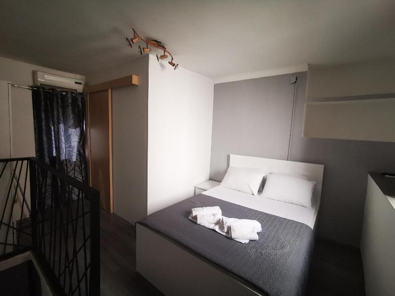 Rooms Pama image