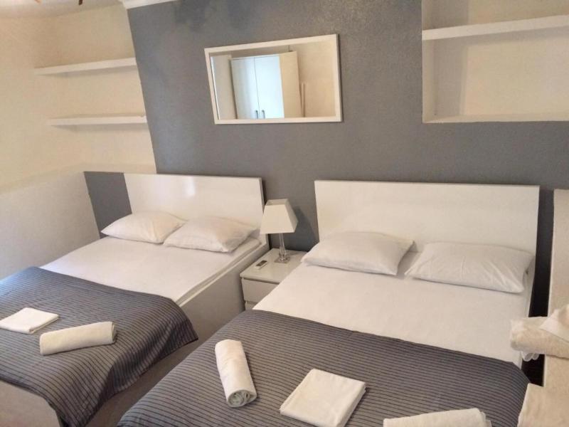 Rooms Pama image
