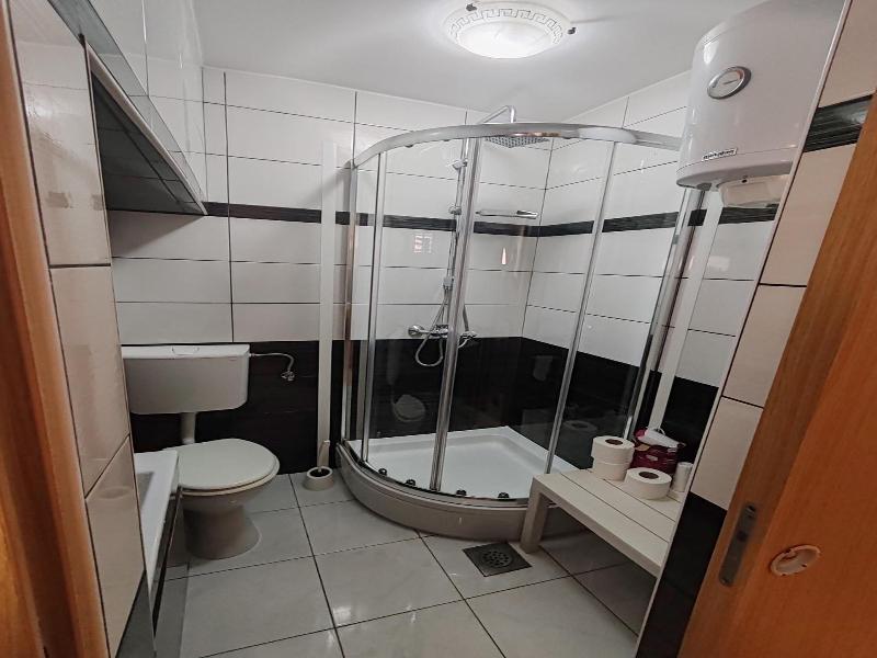 Rooms Pama image