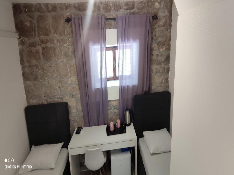 Rooms Pama image
