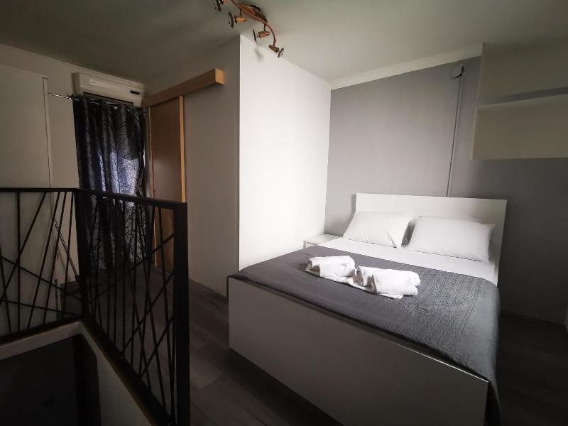 Rooms Pama image