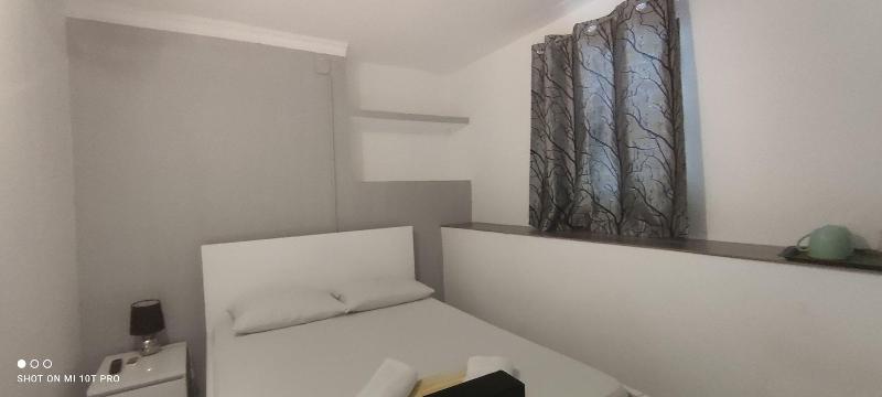 Rooms Pama image