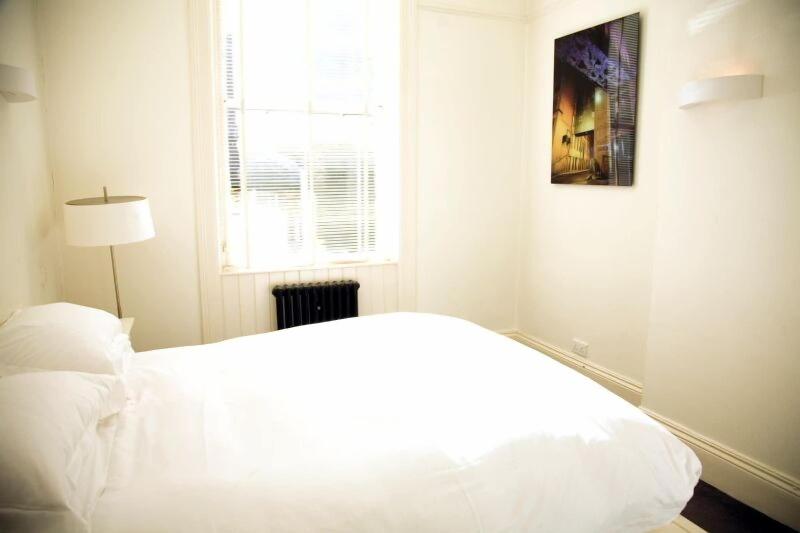 Kellys Hotel - Adults Only image