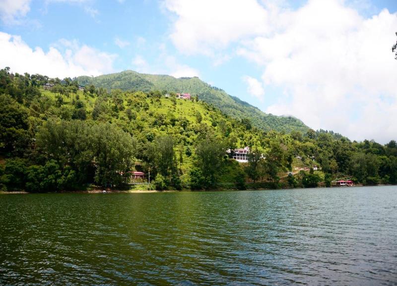 The Rosefinch Sarovar Portico image
