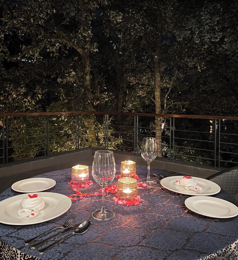 The Rosefinch Sarovar Portico image