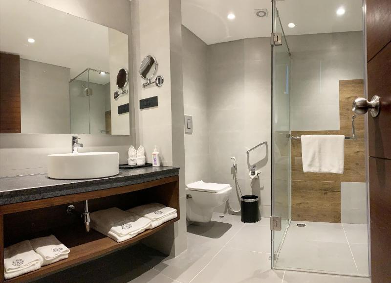The Rosefinch Sarovar Portico image