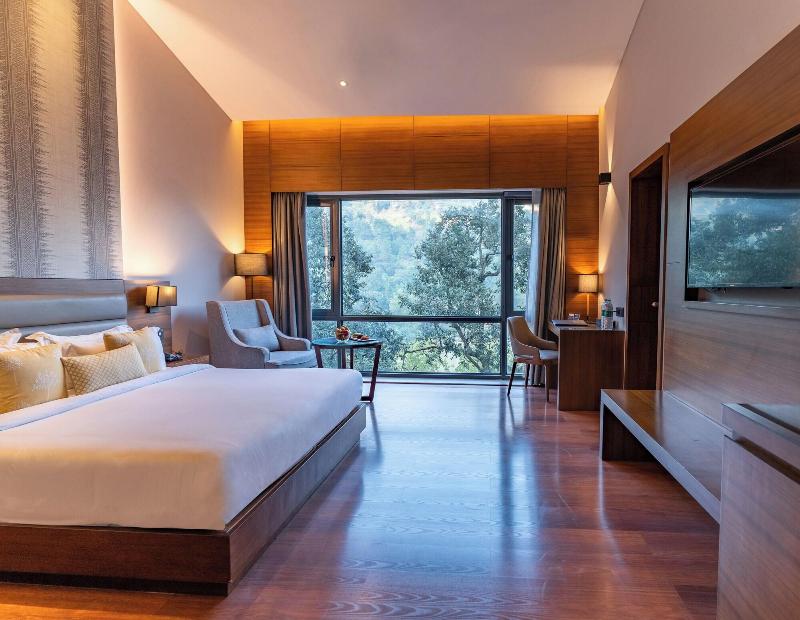 The Rosefinch Sarovar Portico image