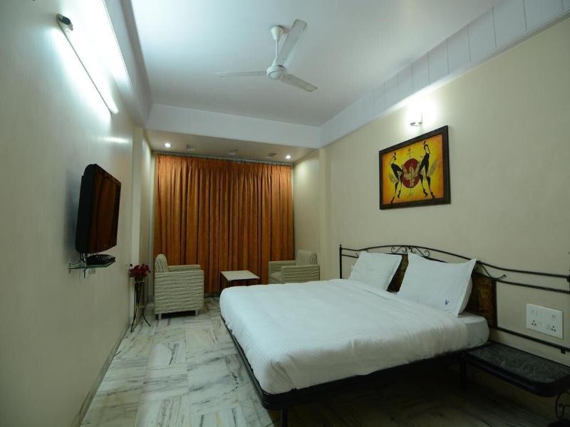 Hotel Vrandavan image