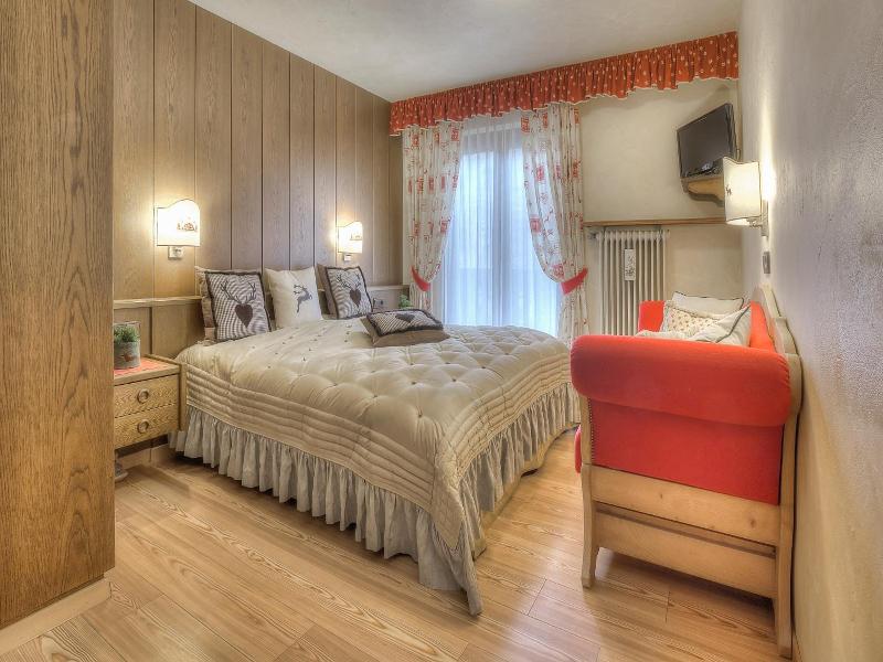 Hotel Luianta image