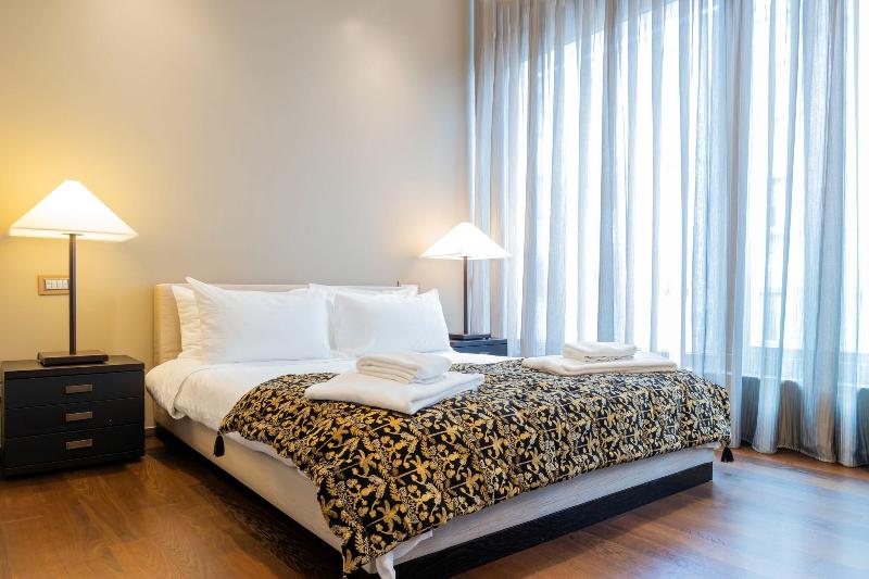 Milan Retreats Duomo Suites image