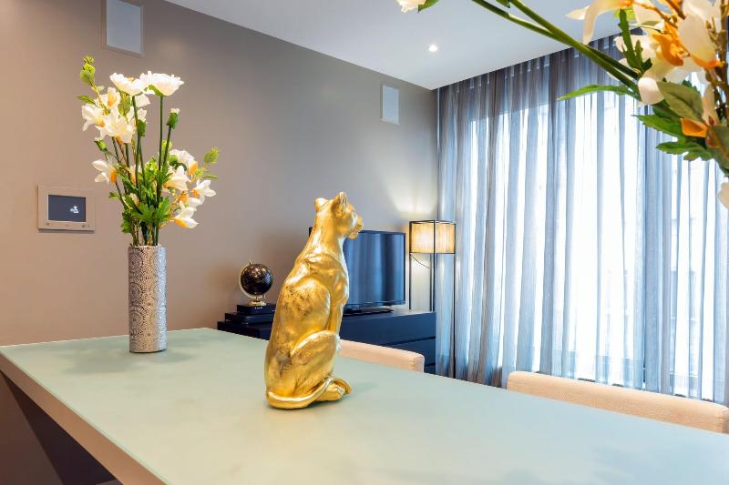Milan Retreats Duomo Suites image