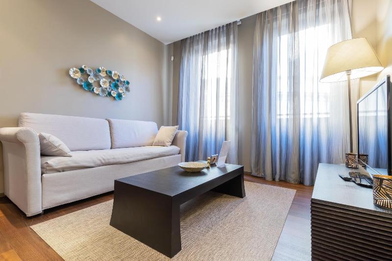 Milan Retreats Duomo Suites image