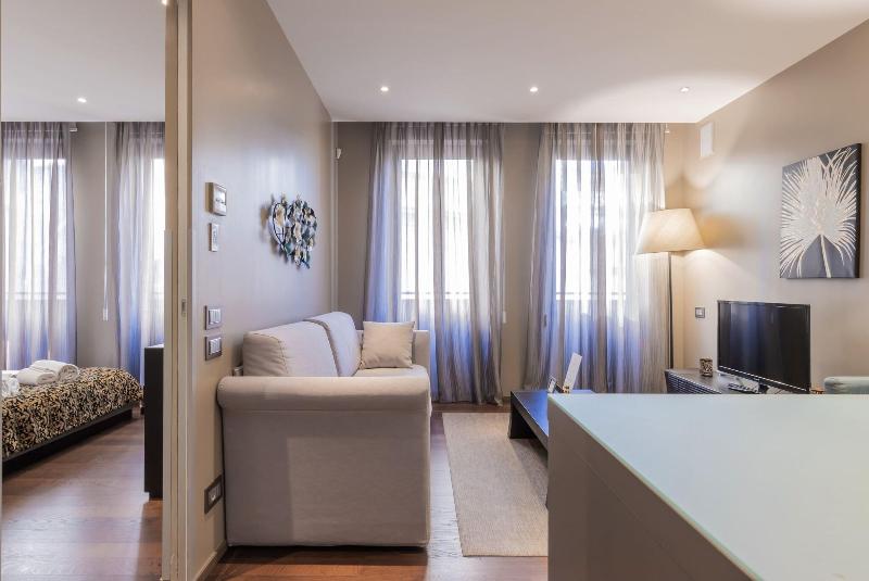 Milan Retreats Duomo Suites image