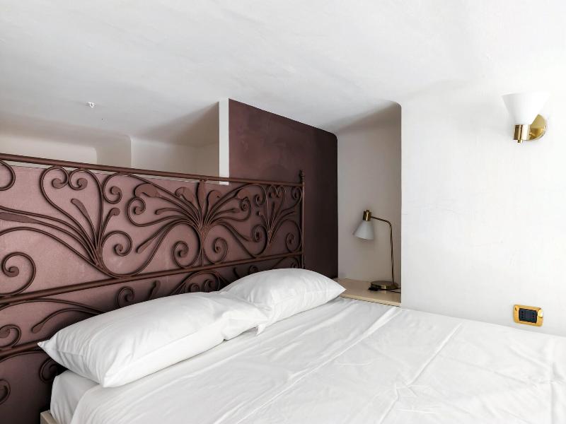 Milan Retreats Duomo Suites image