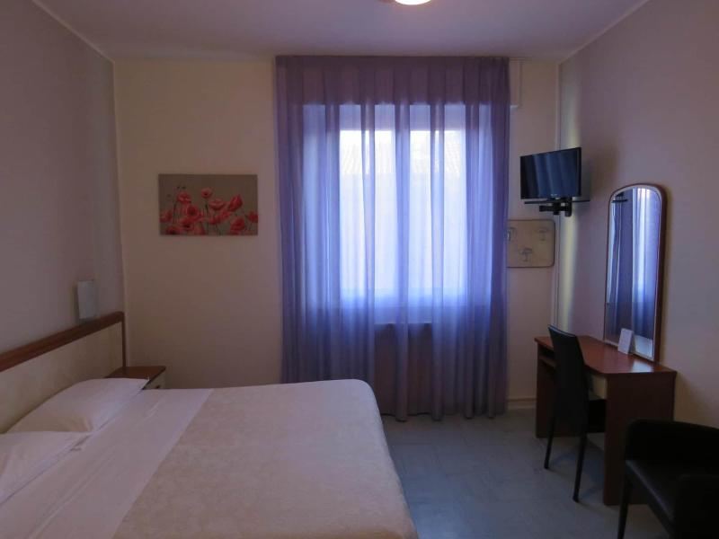 Hotel Marta Forla image