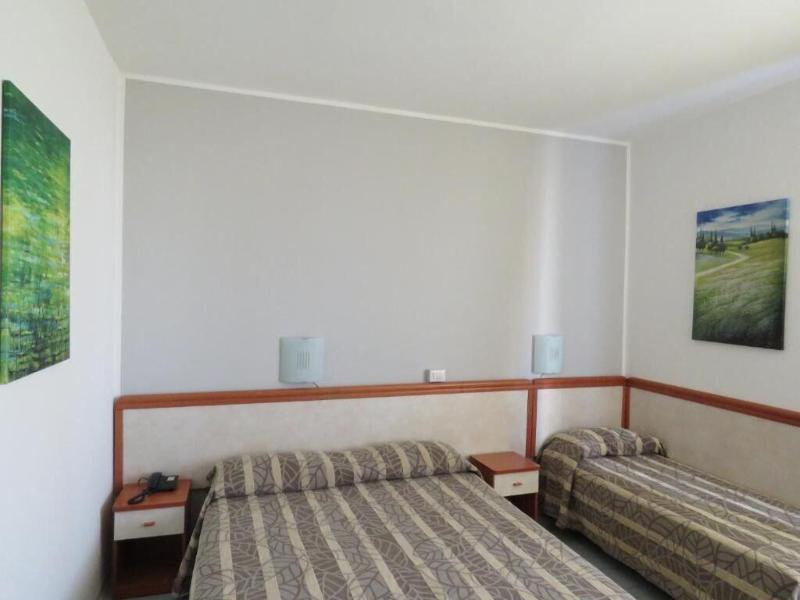Hotel Marta Forla image