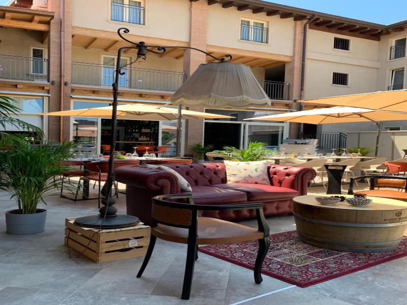 Hill Colle - Camere & Bistrot image