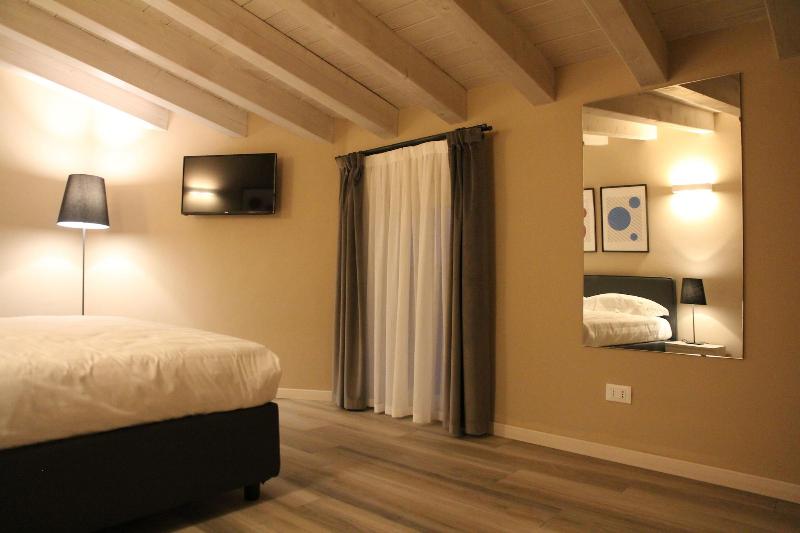 Hill Colle - Camere & Bistrot image