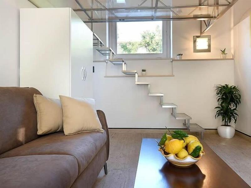 Da Rooms image