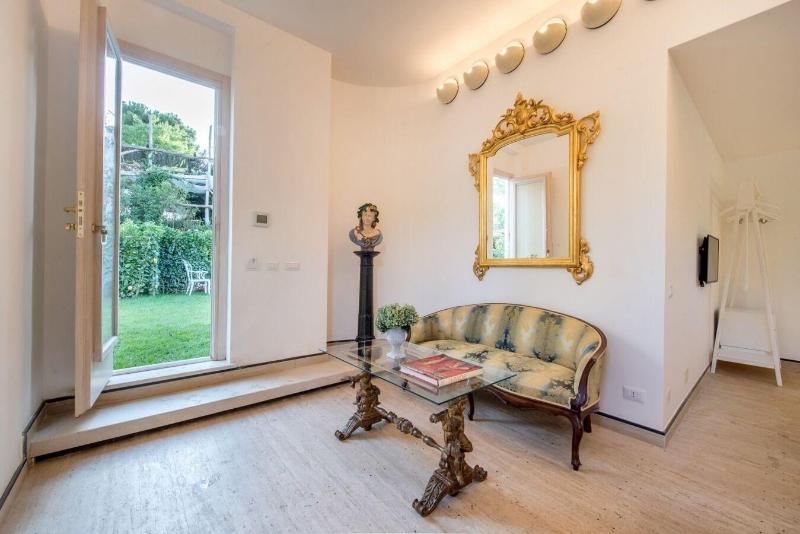 Da Rooms image