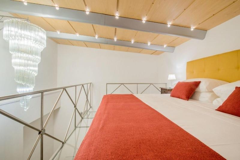 Da Rooms image