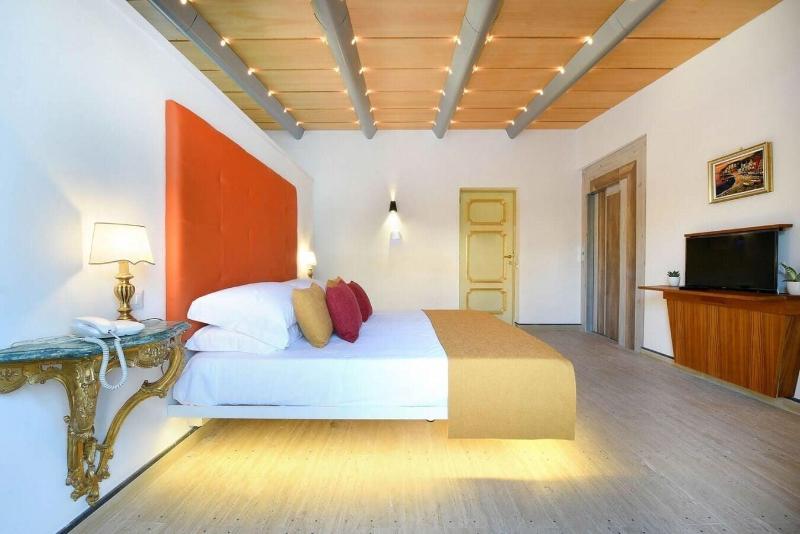 Da Rooms image