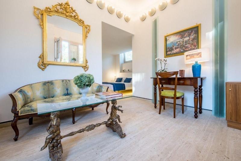 Da Rooms image