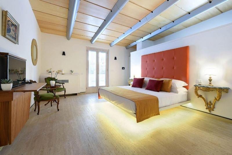 Da Rooms image