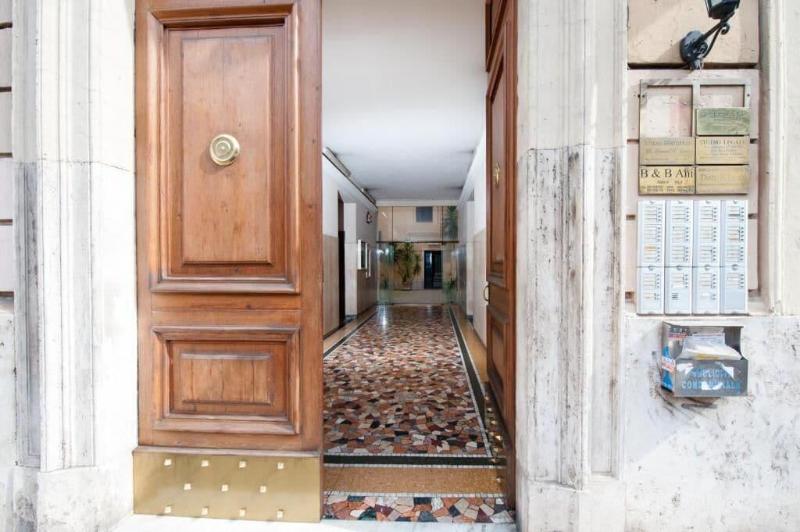 Residenza Laterano image